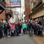 Nashville's Honky-Tonk Walking Sightseeing Pub Crawl